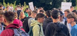 Rencontre entre étudiants et diplômés de l'ESA sur le campus d'Angers, l'École supérieure des agricultures